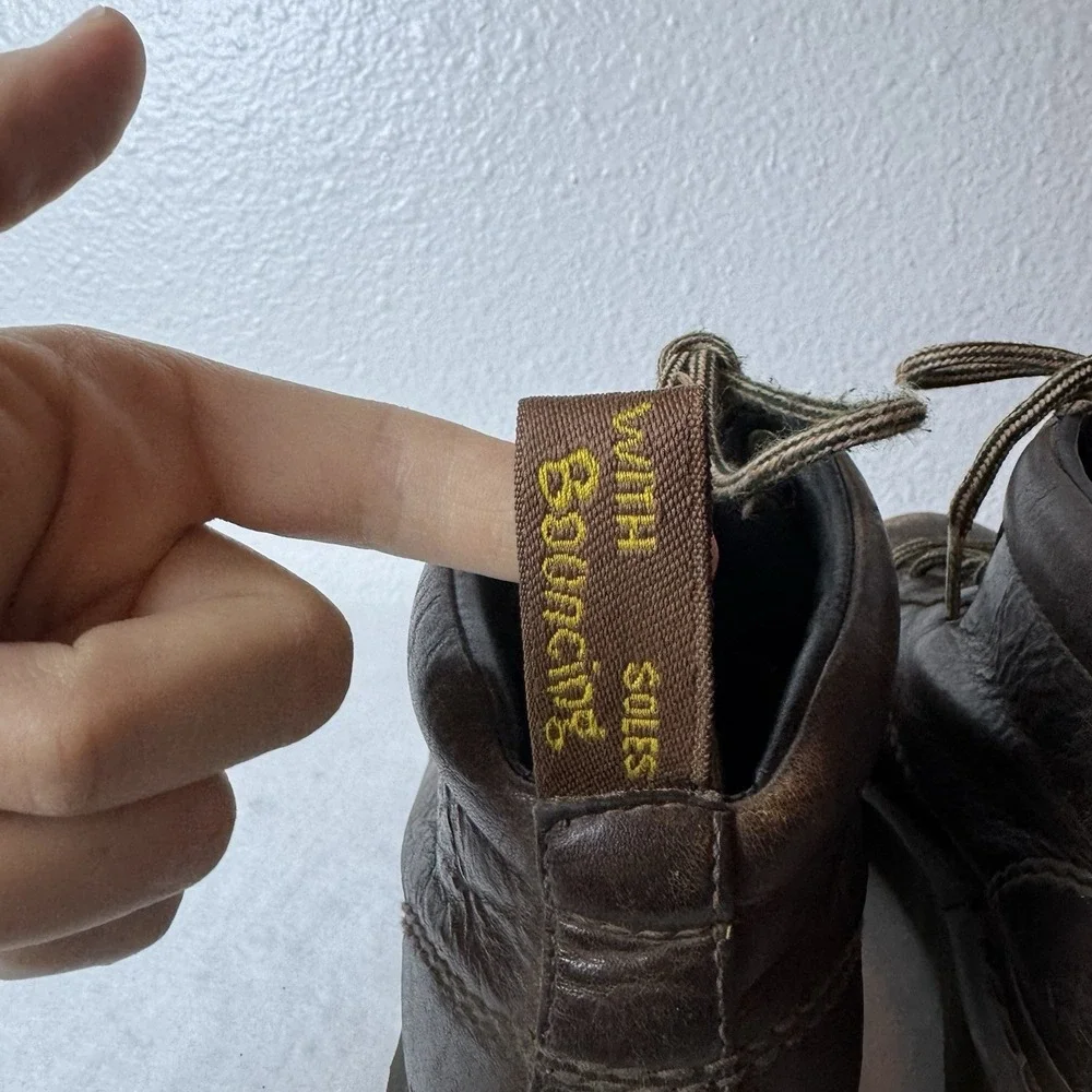 Dr. Martens Boots 10937 Womens 10 Men's 9‎ Y2K Chunky Leather Brown Lace Up